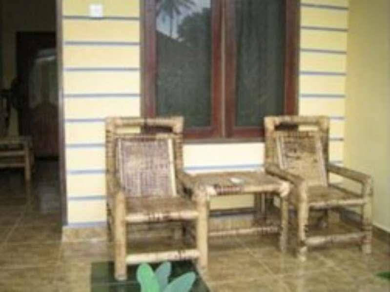 Family Garden Homestay Mangsit Exterior foto